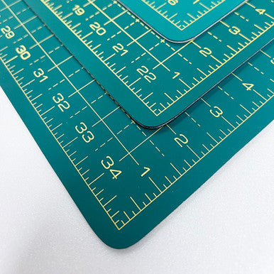 Duroedge Cutting Mats - Size: Self Healing Cutting Mat - Plain 36'' x 42'' (Local SCHOOL DELIVERy or pickup)
